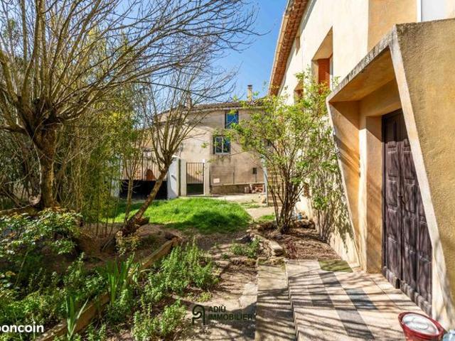Maison vente à Nîmes, Goudargues