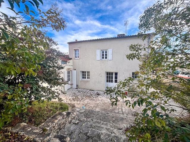 Maison vente à Saint-Xandre, Charente-Maritime
