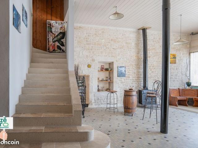 Maison vente à Fontenay-le-Comte, Luçon