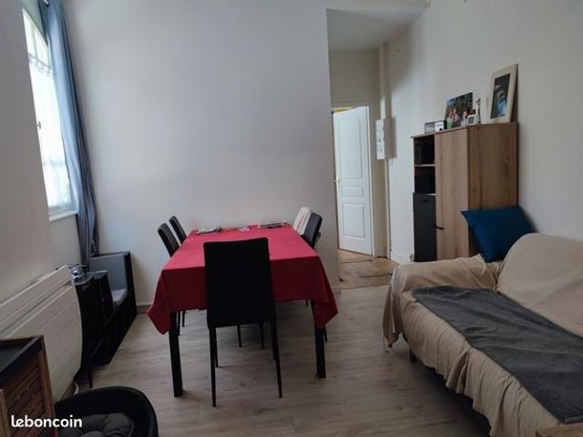 Maison vente à Nontron, Chaleix