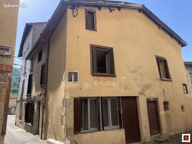 Maison vente à Thiers