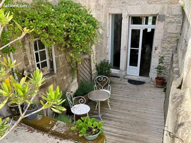 Maison vente à Angoulême, Aignes-et-puypéroux