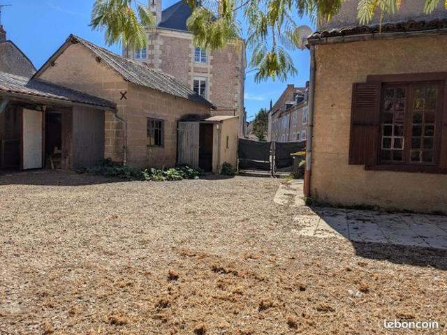 Maison vente à Montmorillon, Vienne