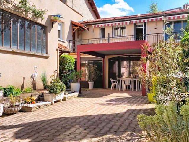 Maison vente à Clermont-Ferrand, Vic-le-comte