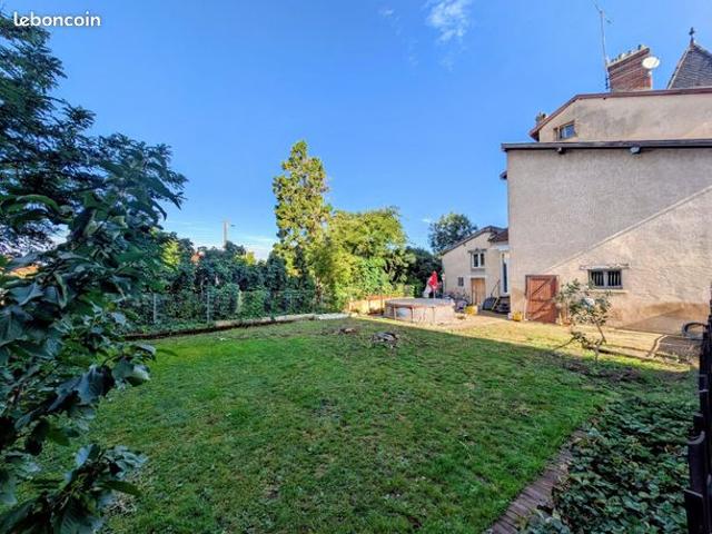 Maison vente à Bourg-en-Bresse, Bourg-en-bresse