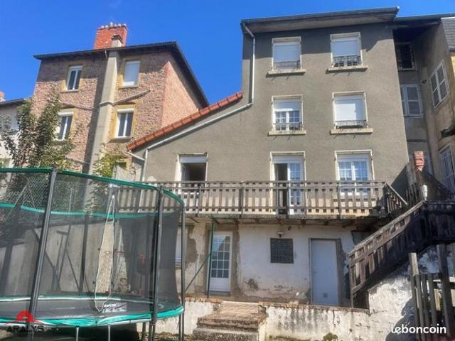 Maison vente à Agen, Cours