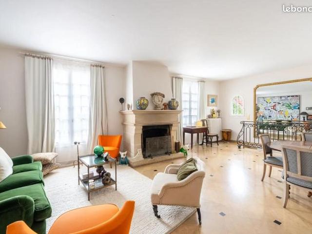 Maison vente à Nanterre, Suresnes