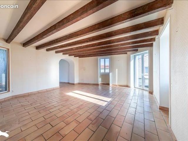 Maison vente à Nesmy
