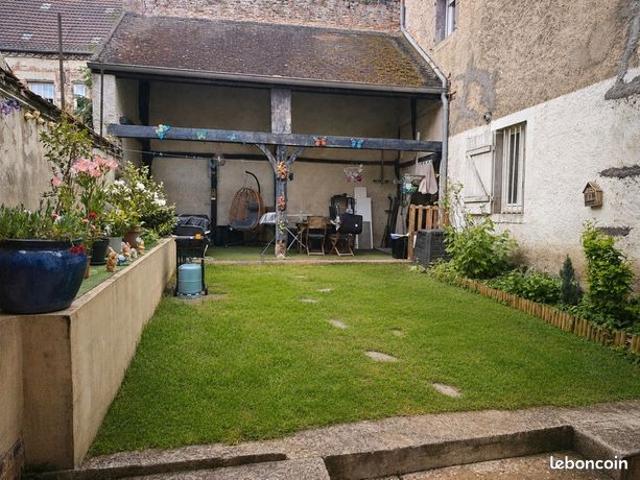 Maison vente à Dijon, Auxonne