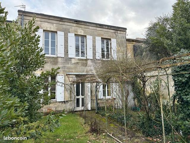 Maison vente à Rochefort