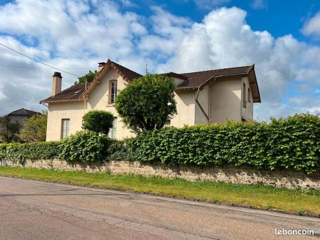 Maison vente à Charolles, Chauffailles