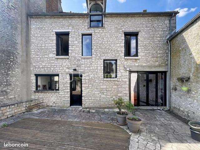 Maison vente à Fontainebleau, Château-landon