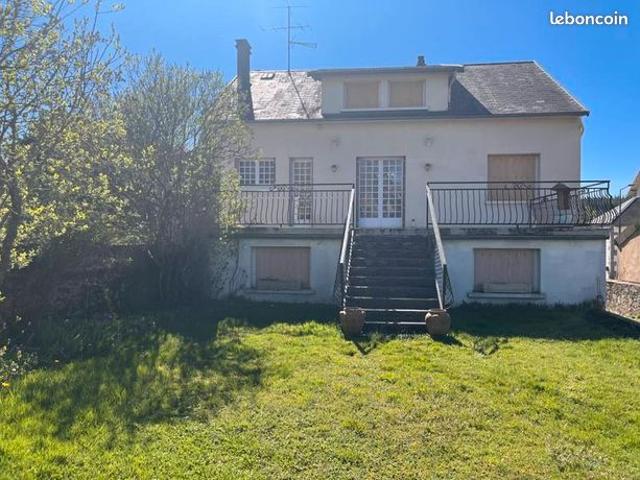 Maison vente à Aubusson, La Courtine