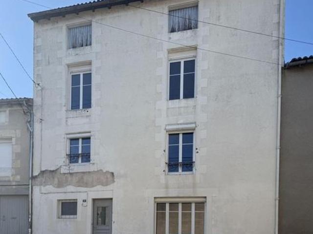 Maison vente à Poitiers, Neuville-de-poitou