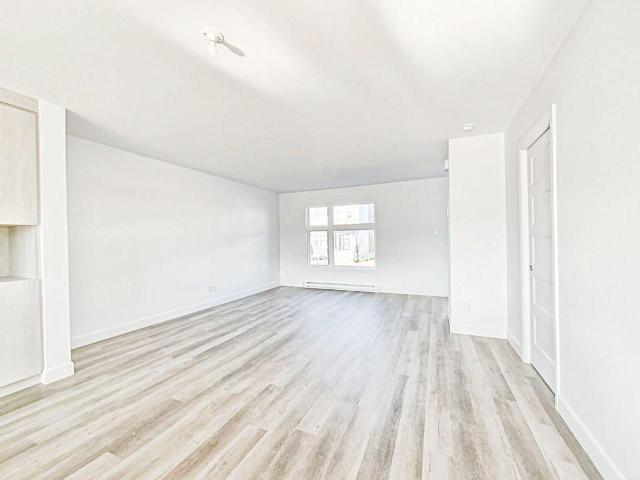 Apartment for rent in La Côte-de-beaupré, Quebec