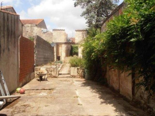 Maison vente à Niort, Sauzé-vaussais