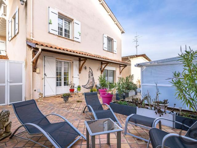Maison vente à Sainte-livrade-sur-lot, Résidence de Bugatel