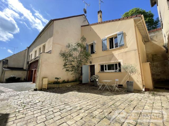Maison vente à Rambouillet, Neauphle-le-château