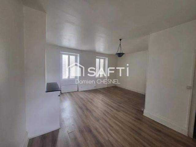 Villa vente à Saint-Amand-Montrond, La Celle