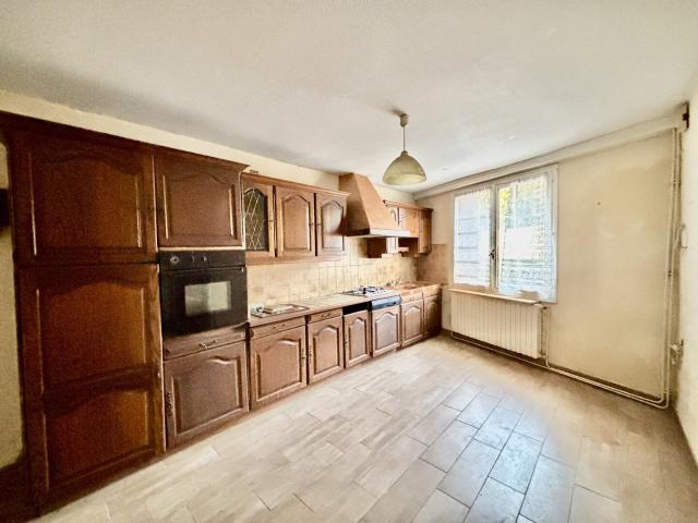 Maison vente à Ruffec, Charente
