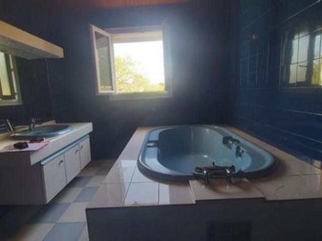 Villa vente à Gond-Pontouvre, Charente