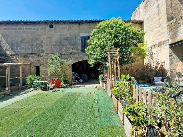 Maison vente à Nîmes, Le Cailar