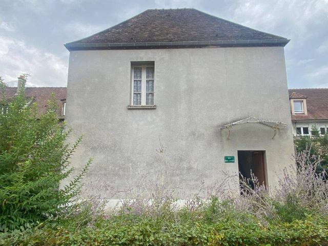 Maison location à Zone industrielle des Longs Réages, Épernon