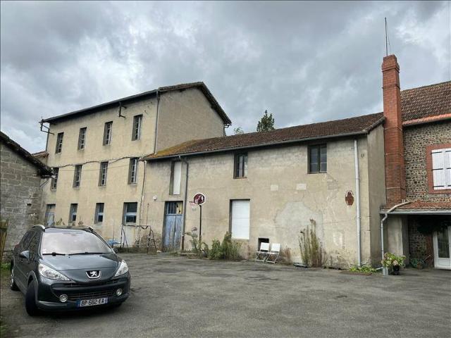 Maison vente à Riscle, A l'Église
