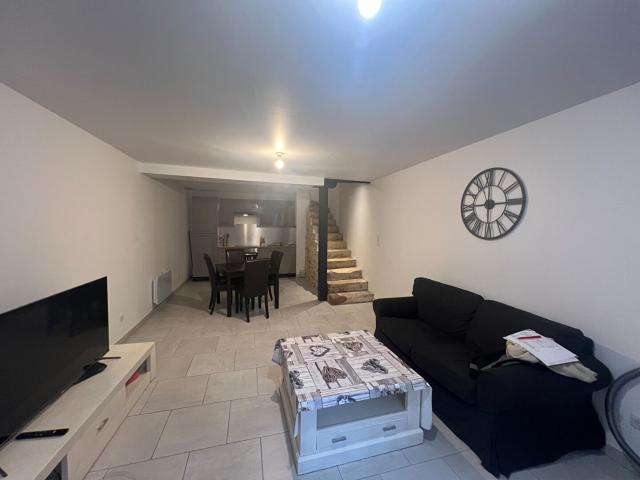 Maison location à Auxerre, Cravant