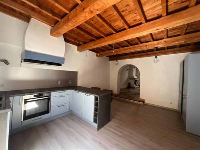 Maison vente à Nîmes, Montfrin