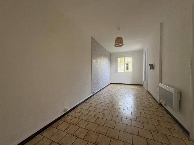 Maison location à ZI de Nersac, Nersac