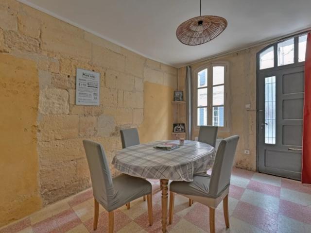 Maison vente à Arles, Bouches-du-Rhône