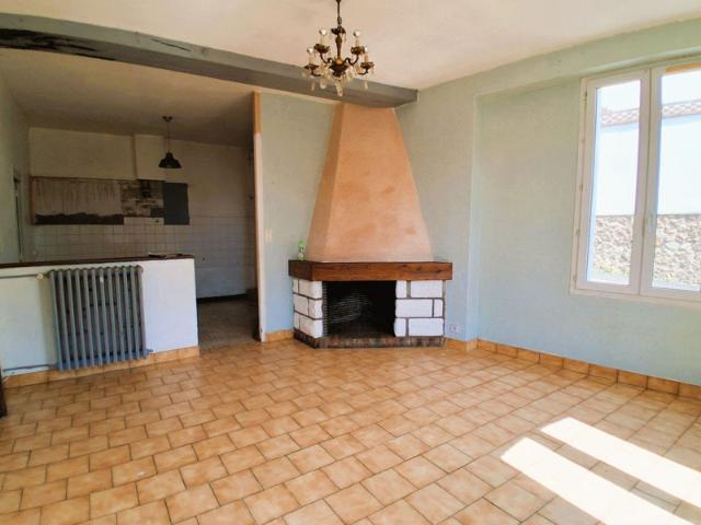 Maison vente à Montargis, Nevoy