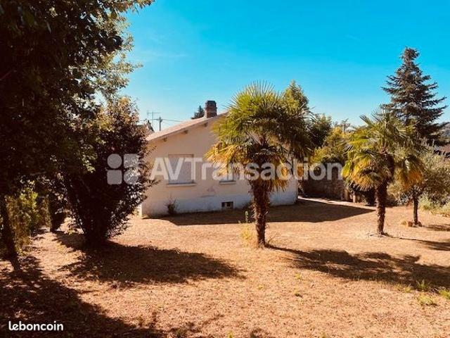 Maison vente à Angoulême, Aignes-et-puypéroux