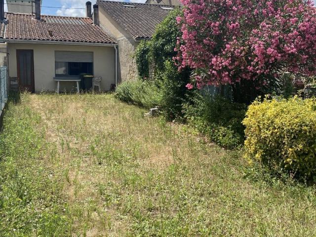 Maison vente à Lesparre-médoc, Cantelaude Maison vente à Lesparre-médoc, Cantelaude