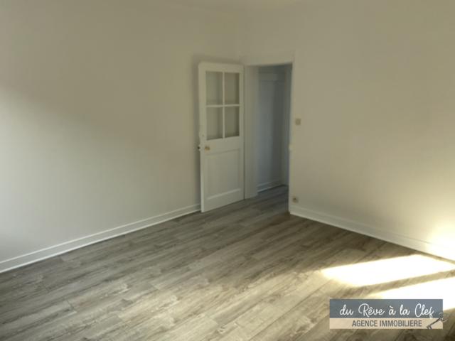 Maison location à Bernay, Bazoques
