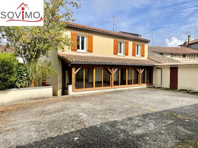 Maison vente à Confolens