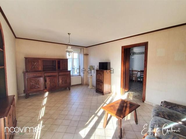 Maison vente à Mantelon, Denée