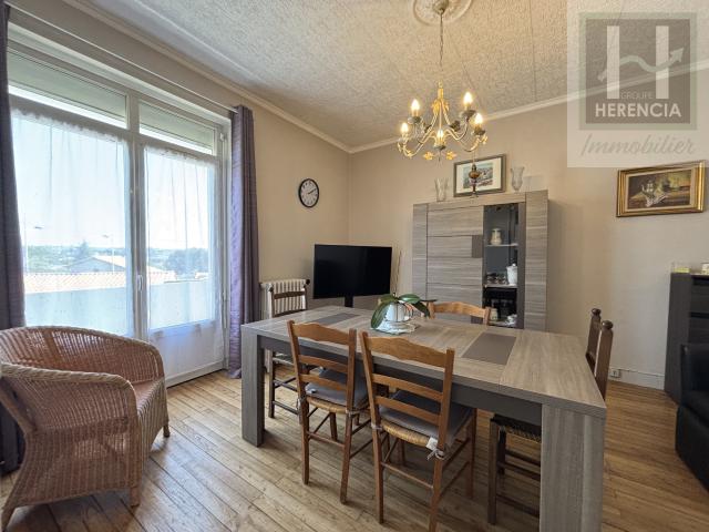 Maison vente à Angoulême, Aignes-et-puypéroux