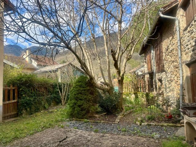 Maison vente à Foix, Château-verdun