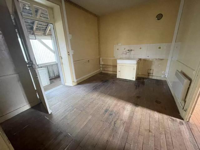 Maison vente à Châteauroux, Villedieu-sur-indre