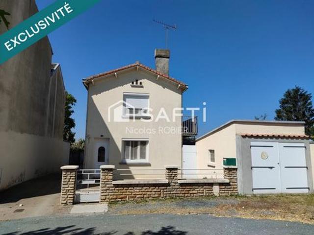 Villa vente à Parthenay, Champdeniers-saint-denis