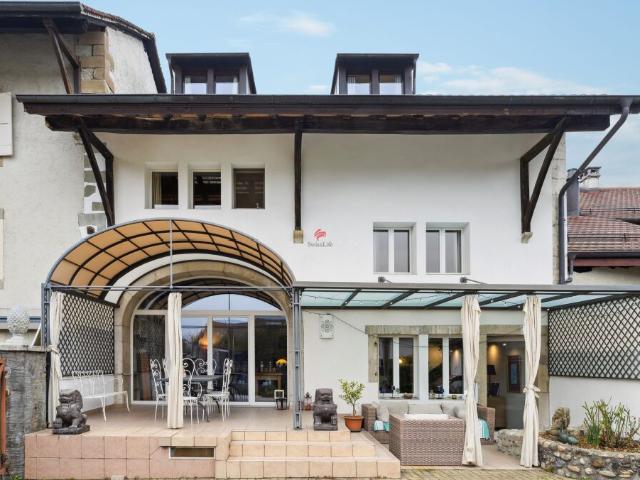 Einfamilienhaus kaufen in Laconnex