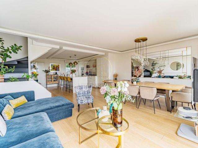 Maison vente à Paris, Île-de-France