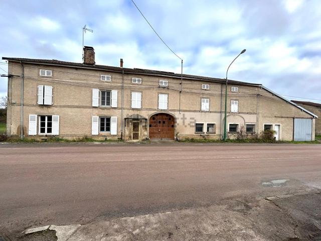 Maison vente à Dompaire, Vosges