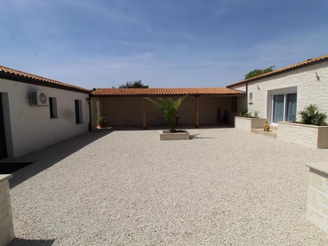 Maison vente à Saint-Jean-d'Angély, Migré