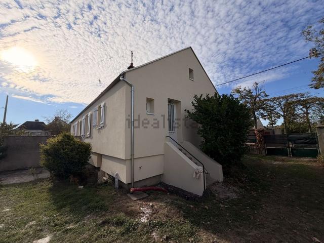 Maison location à Saint-Thibault, Dreux