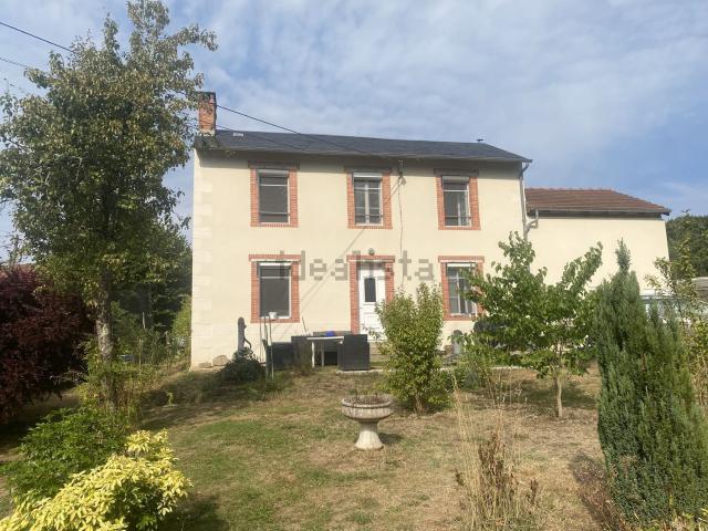 Maison vente à La Brousse, Droux
