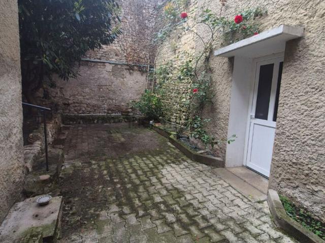 Maison vente à Les Bayons, Ébreuil