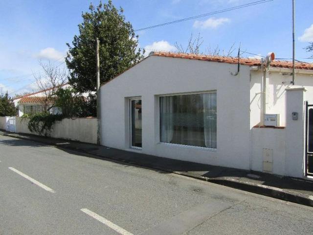 Maison vente à Échillais, Le Frelin